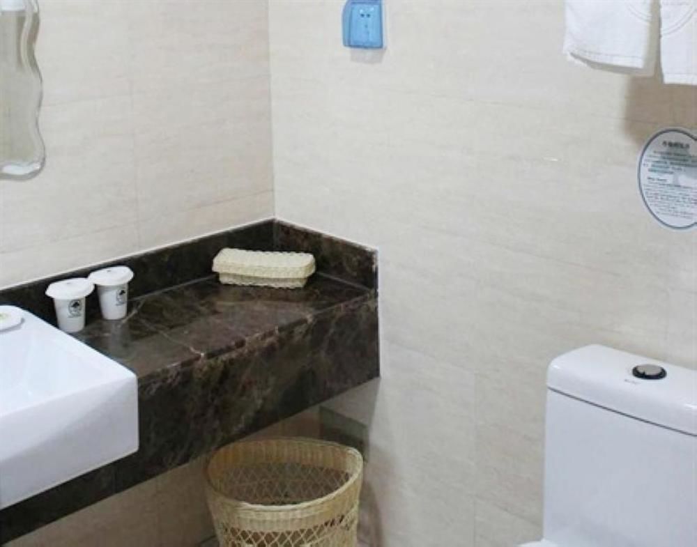Greentree Inn Shandong Qingdao Wuyishan Road Jiashike Shopping Center Business Hotel Zewnętrze zdjęcie